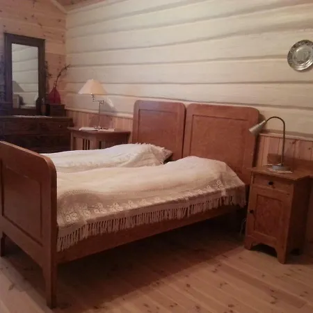 Farm stay Bakken Gardshus Rendalen